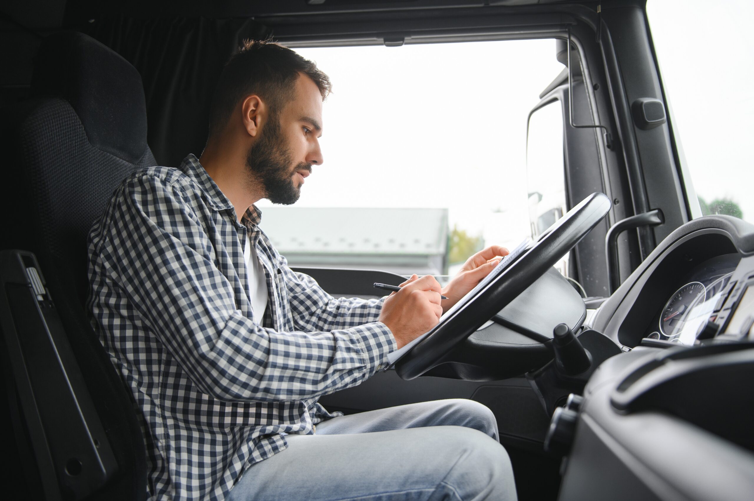 Featured image for “Make truckers prove passenger authorization documentation: CVSA”